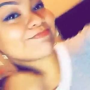 Meet your Posher, Eisha